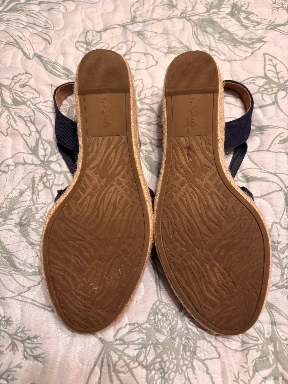 Life Stride classic navy